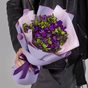 15 Фиолетовых Фрезий
