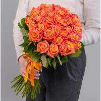 35 Коралловых Роз (50 см.)